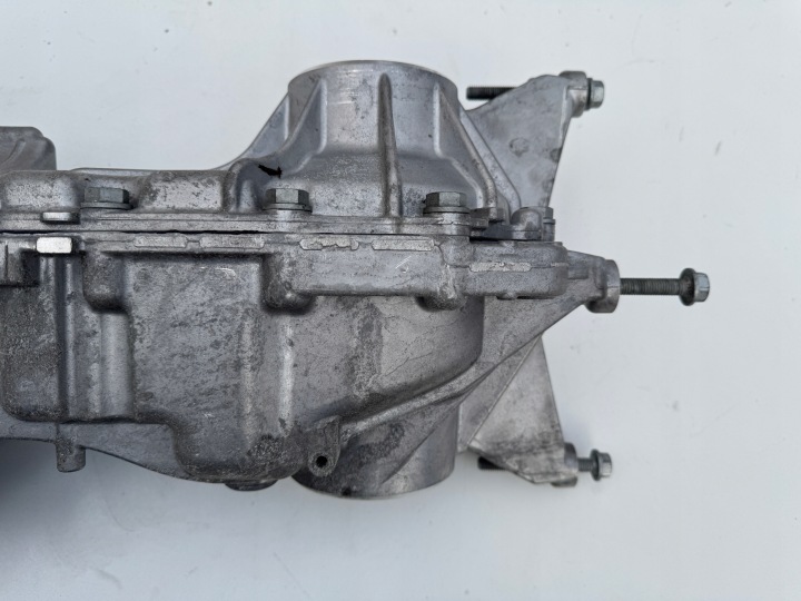BMW U10 U11 U12 U25 U06 F70 F74 F78 PONT DIFFÉRENTIEL ARRIÈRE ARRIÈRE 8839657