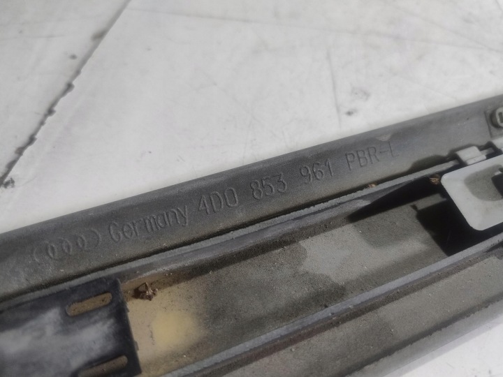 MOULURE PORTES GAUCHE ARRIÈRE AUDI A8 4D0853961