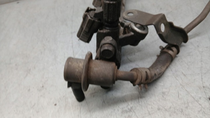 MOULURE INJECTION MITSUBISHI SPACE STAR I 00R 1.3B