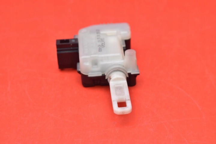 PETIT MOTEUR BOUCHONS CARBURANTS 8066-24 VOLVO C70 2 II CABRIO 05-09