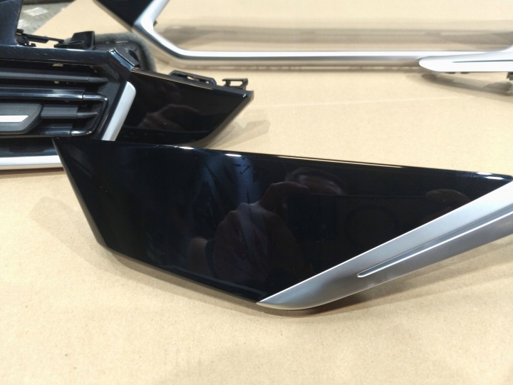 BMW X5 G05 F95 MOULURE DÉCORATIVE TABLEAU DE BORD INSTRUMENTATION PORTES PIANO 04LM