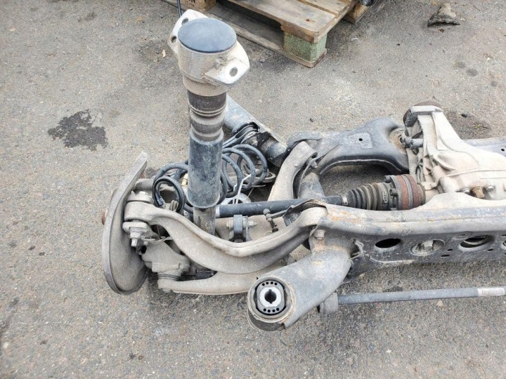 ARRIÈRE PONT AUDI A6 (4F2, C6) 4G0511305G 3.0L GASOLINE 2013