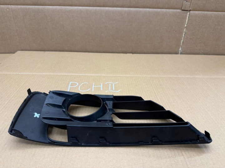 BMW II 2 F45 17- GRILLE HALOGÈNE AVANT DROITE AVANT 51117328682