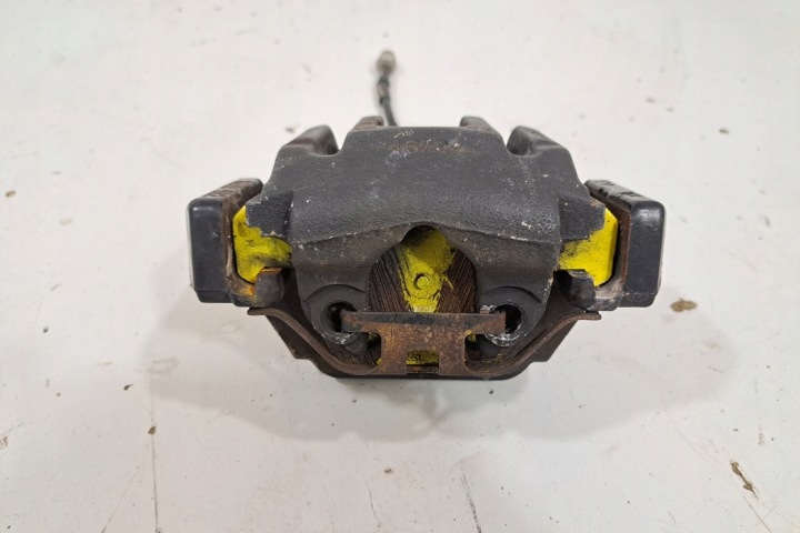 KIT ZACISKOW I DISQUE DE FREIN FREINS BMW 3 CABRIO (E93) 2283801 4.0L