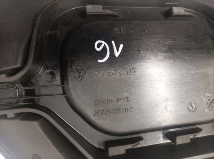 VOLKSWAGEN PASSAT B8 CLAPET GOULOTTE DE REMPLISSAGE CARBURANTS 3G9809117