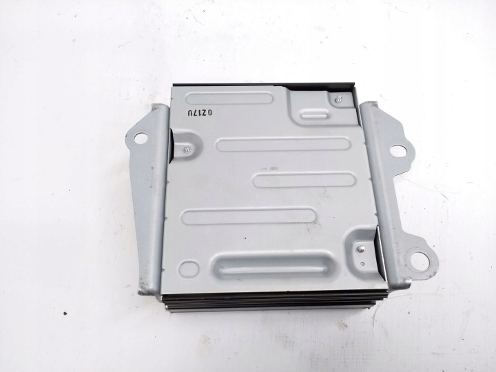 AMPLIFICATEUR CHRYSLER TOWN COUNTRY V 05026408AB