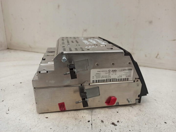 MERCEDES AVEC CLASSE W221 RADIO CHANGEUR CD A2218703095 SANS NAVIGATION