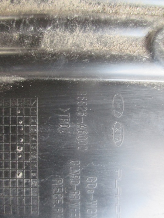 PASSAGE DE ROUE DROIT ARRIÈRE HYUNDAI I30 11-14R 86826-A6000