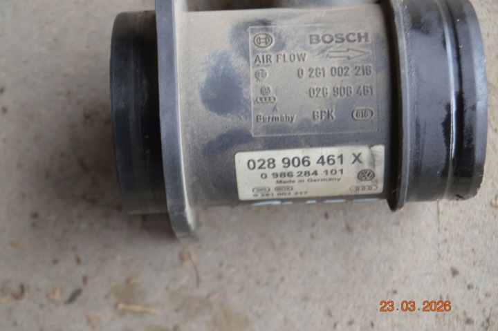 DÉBITMÈTRE AUDI A4 S4 B5 8D 028906461X