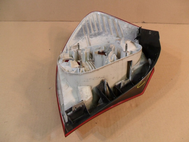 BMW E81, E87 LCI LIFT PHARE DROIT ARRIÈRE 7164956 EUROPE