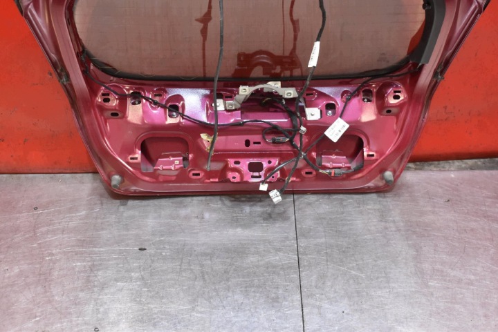 COUVERCLES DE COFFRE COUVERCLES DE COFFRE ARRIÈRE ARRIÈRE M9 FORD FIESTA MK7 5D HAYON LIFT 17-21