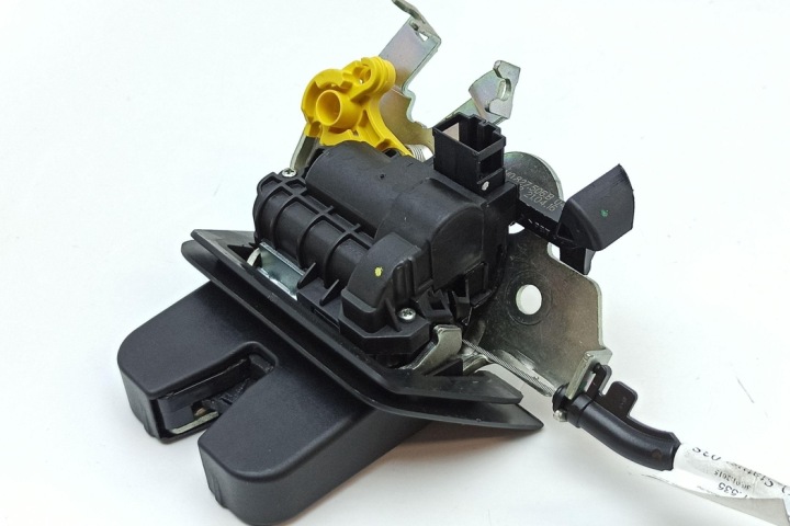 SERRURE COUVERCLES DE COFFRE COUVERCLES DE COFFRE AUDI A4 (8W2, B9) 4M0827506B 2.0L DIESEL 2020