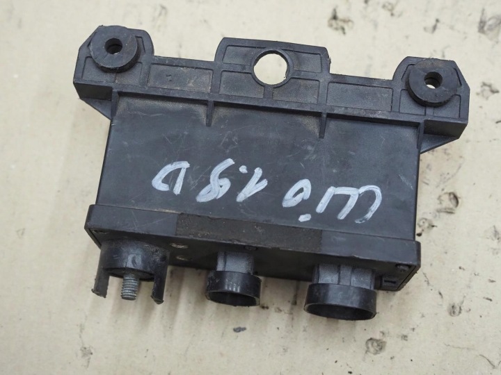 RENAULT 19 PEZEKAZNIK BOUGIES INCANDESCENCE OE 7700856789