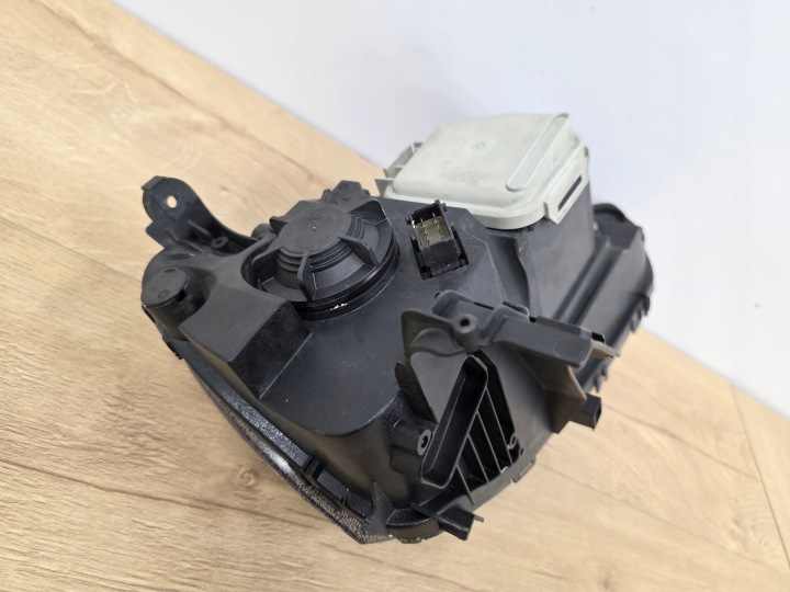 PHARE AVANT AVANT GAUCHE OPEL CORSA C LIFT LENTILLE 13100535 EUROPE