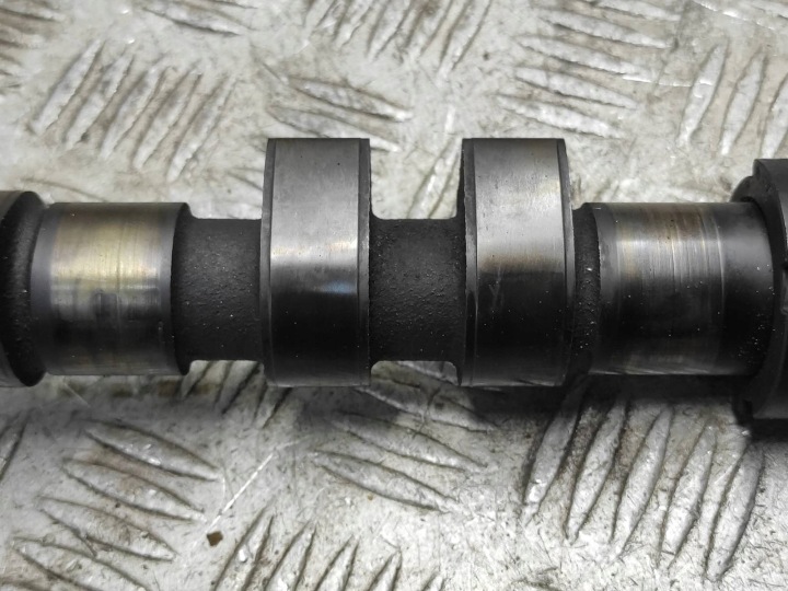 ARBRE À CAMES ÉCHAPPEMENT VOLVO V50 I 8658598