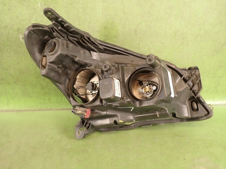 PROJECTEUR GAUCHE PHARE AVANT OPEL ASTRA H III 05R 1EG270370-31