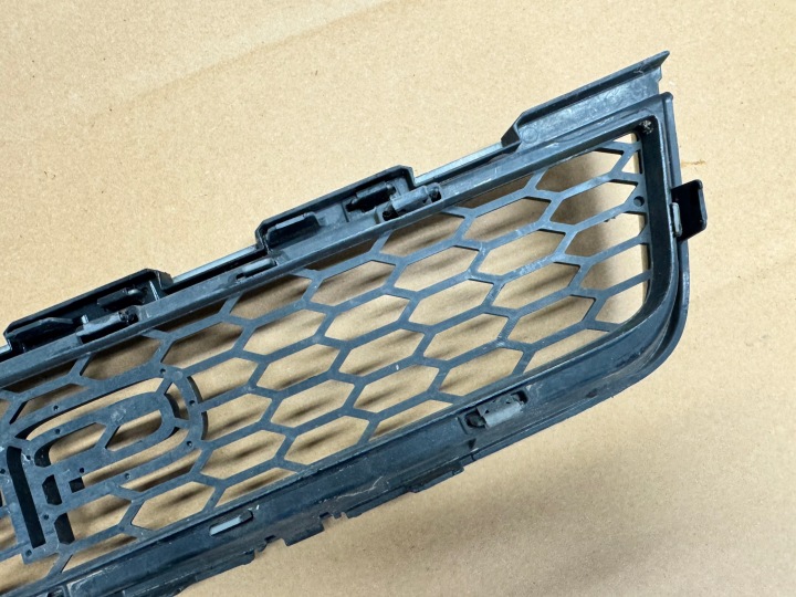 PARE-CHOCS GRILLE CALANDRE QUATTRO AUDI RS7 4G8 ORIGINAL