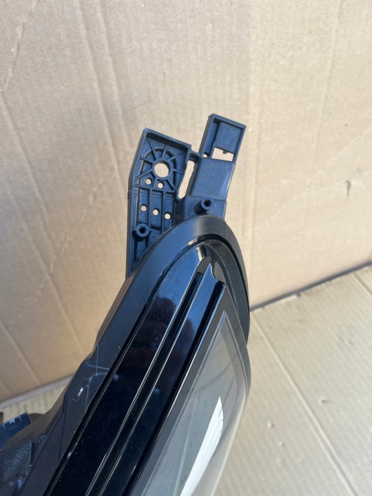 PHARE AVANT RENAULT DROITE GAUCHE CAPTUR II LIFT 260107674R