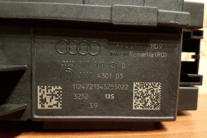 CONTACTEUR D'ALLUMAGE AUDI A5 (8T3) 1076 2016