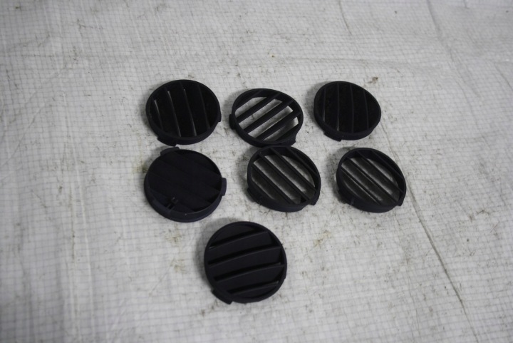 AUDI A3 8L GRILLE CONDUIT D'AIR RONDE GAUCHE DROITE GRAN