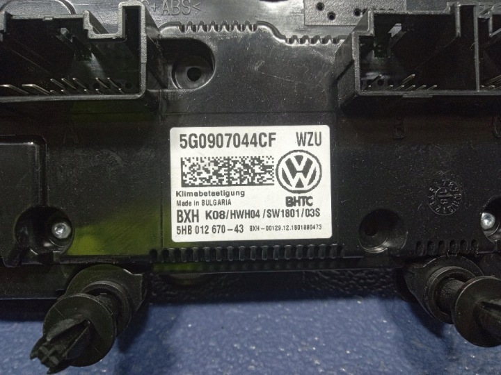 VW GOLF VII LIFT 17- COMMUTATEUR PANNEAU CLIMATISATION I CONDUIT D'AIR 5G0907044CF