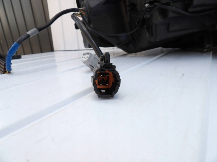 PHARE AVANT GAUCHE NISSAN X-TRAIL T33 IV 21- ORIGINAL 260606RF0A
