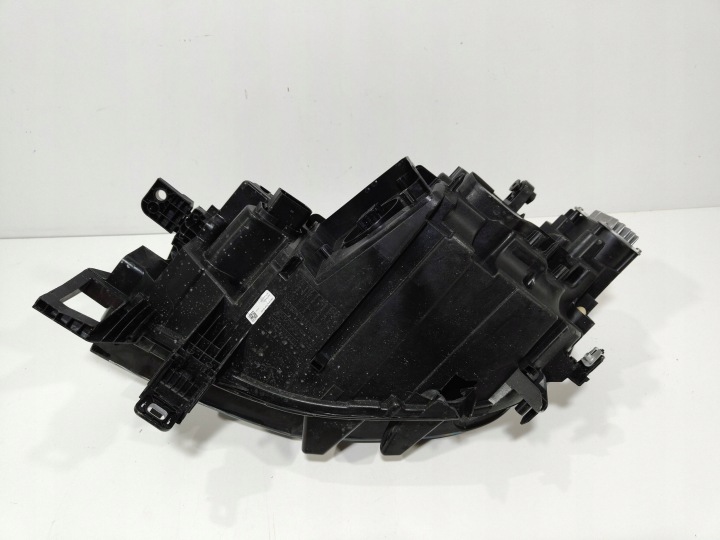 VOLKSWAGEN ID.4 PHARE DROIT AVANT COMPLET LED