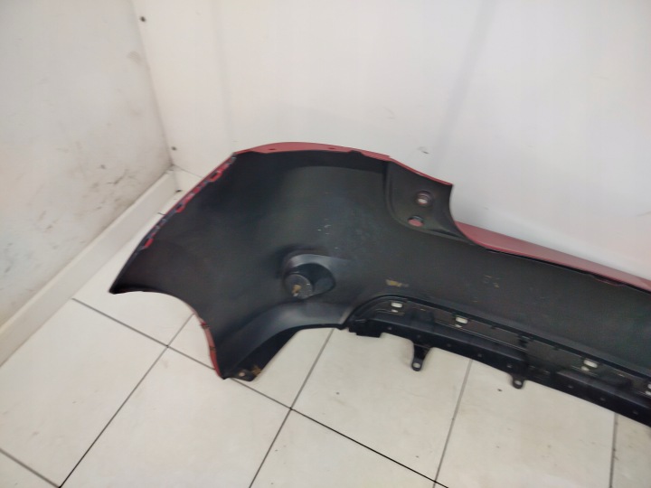 TOYOTA AURIS I LIFT 09R- PARE-CHOCS ARRIÈRE ARRIÈRE 3R3