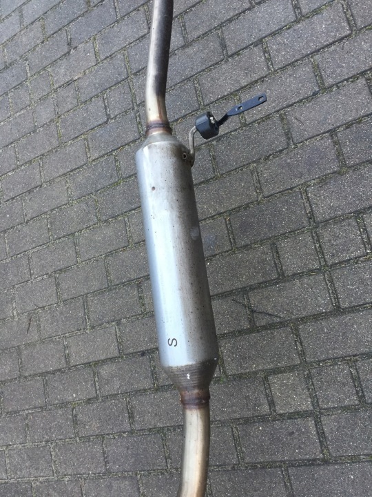 TOYOTA RAV4 V 5 SILENCIEUX ÉCHAPPEMENT 32514 FUTABA CATALYSEUR ENSEMBLE ORIGINAL