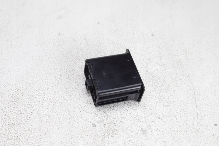 MITSUBISHI OUTLANDER 2018 8637B116 MODULE URUCHAMIANIA BEZKLUCZYKOWEGO