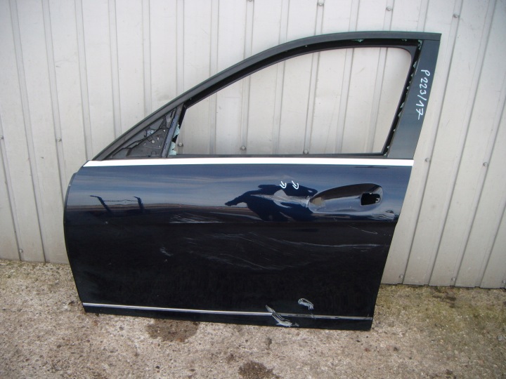 MERCEDES W204 07-14 PORTES GAUCHE AVANT A2047220110