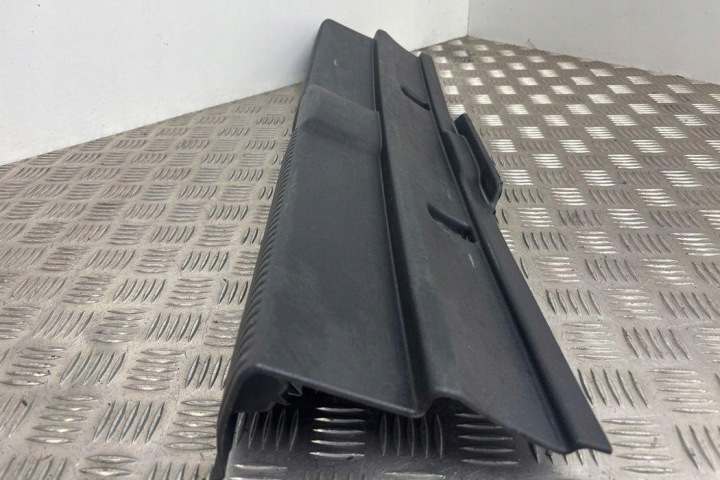 PROTECTION SERRURE COUVERCLES DE COFFRE AUDI A3 SPORTBACK (8PA) 8V4863471 2.0L DIESEL 103KW 2015