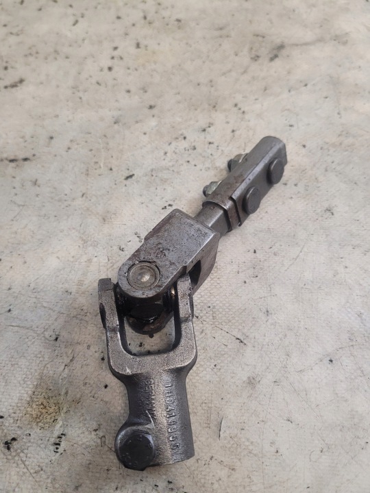 CROISILLON COLONNES DIRECTION OE 1H0419955 VOLKSWAGEN VENTO 93R.