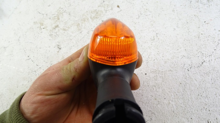 R564 YAMAHA FZ1 FZ6 FZ8 MT-01 MT-07 MT-09 CLIGNOTANT ORIGINAL