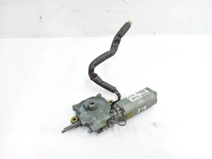 TOIT OUVRANT MERCEDES-BENZ CLS (C219) A2038203142 34308601 3.0L 2005