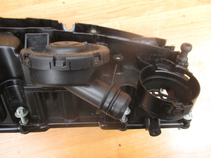 BMW F10 F15 F25 3.0 N57 COUVERCLE DE SOUPAPES 7823181 152658