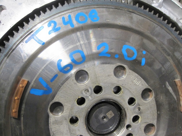 BOÎTE DE VITESSES VOLVO V60 2,0I T2408