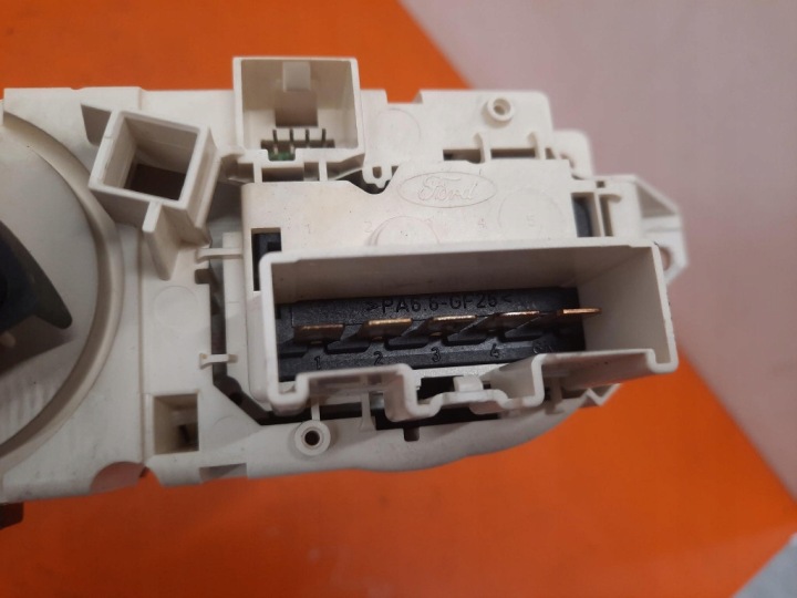 FORD FOCUS C-MAX I 03-07 PANNEAU CLIMATISATION CONDUIT D'AIR 3M5T-19980-AC CSDA