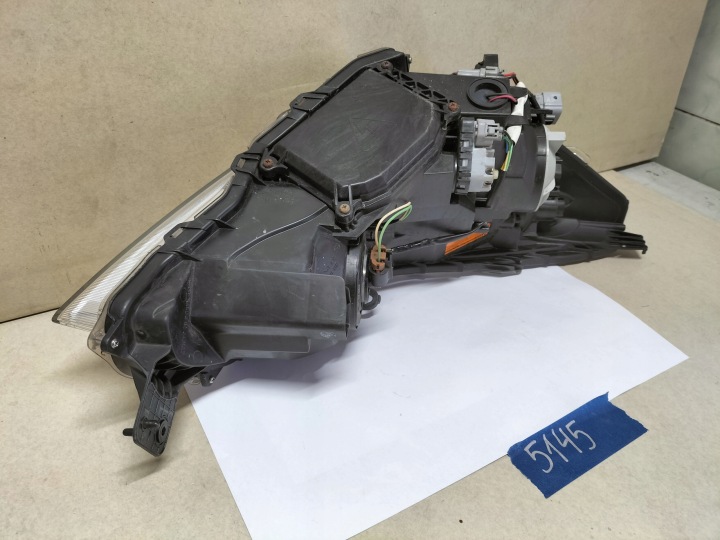 SUBARU LEGACY OUTBACK BI-XENON PROJECTEUR GAUCHE (SZCZECIN-GORZOW- POZNAŃ 5145