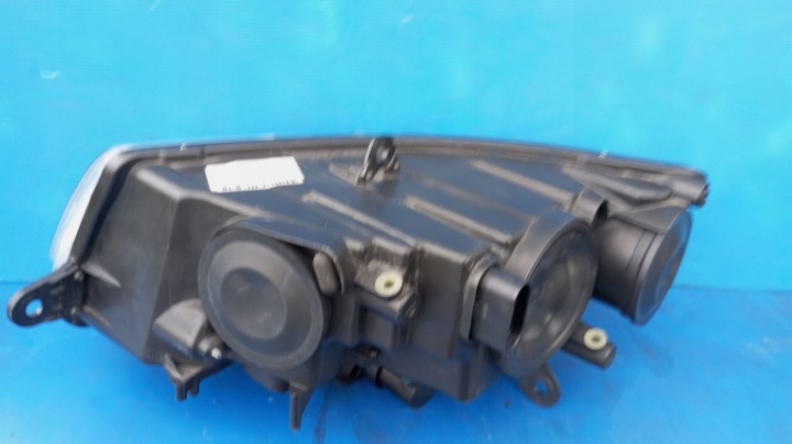 PROJECTEUR AVANT CÔTÉ DROITE SKODA SUPERB B6 (3T) 24704710000370