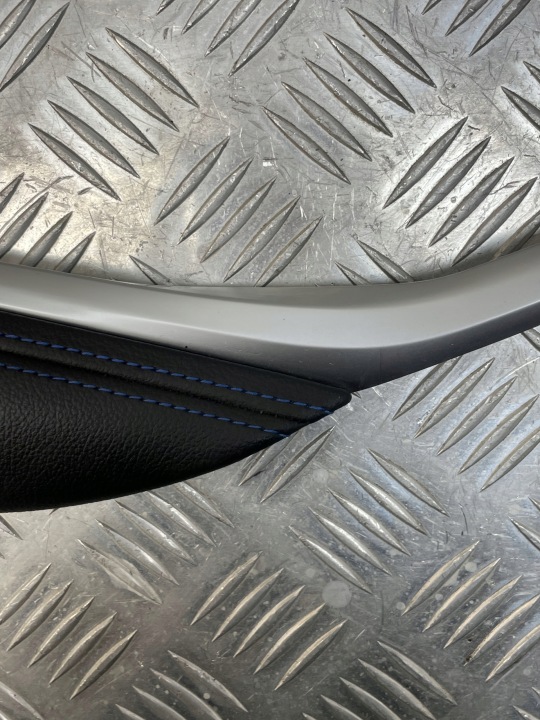 BMW G22 G23 G26 G42 BRODERIE MOULURE GARNITURE 7911033