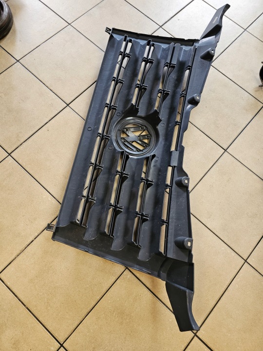 CALANDRE GRILLE VW CRAFTER 06'- 9068800085