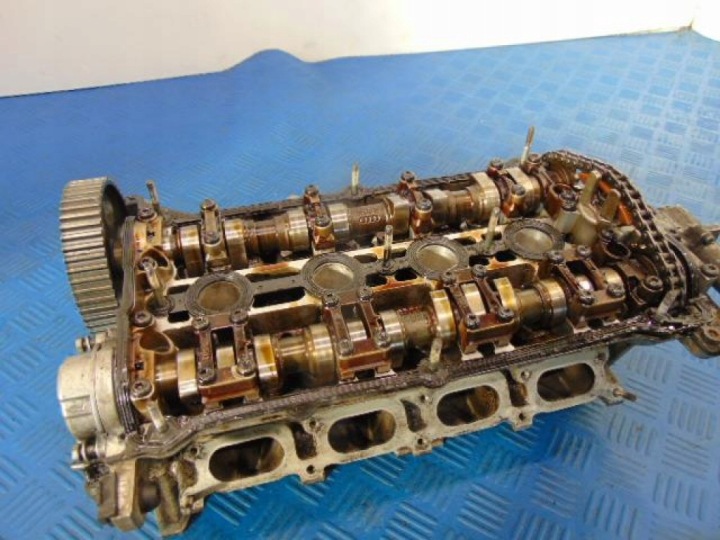 VOLKSWAGEN PASSAT B5 1.8 20V CULASSE MOTEUR 058103373A