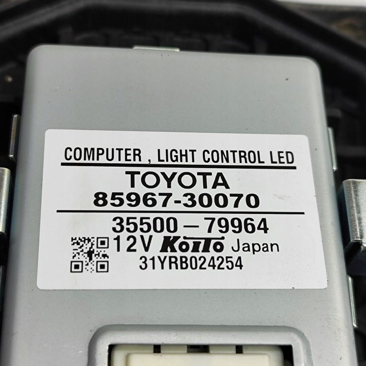 LEXUS RX 330 350 400H 2013 MODULE DIRECTEUR STATECZNIKIEM LED