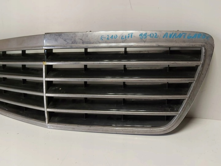 MERCEDES-BENZ E W210 2000 CALANDRE RADIATEUR