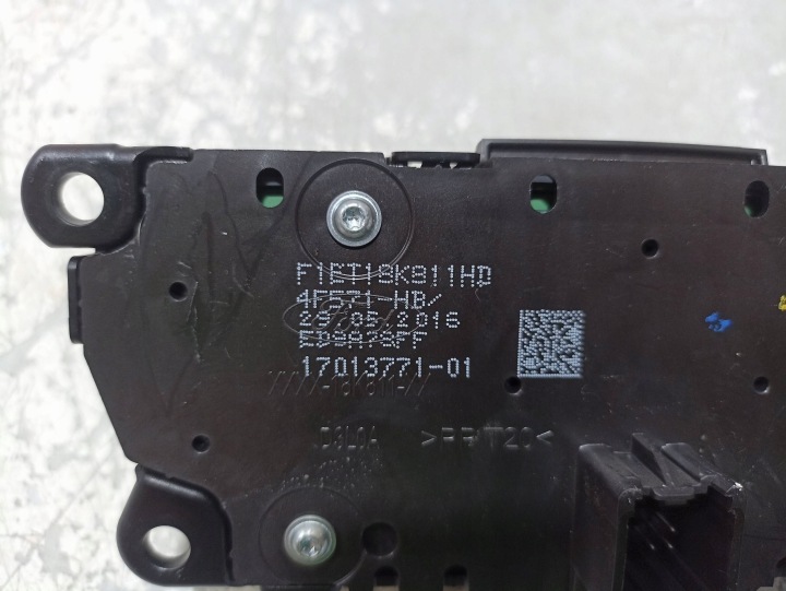RADIO AVEC NAVIGATION FORD FOCUS II TURNIER (DA_) F1BT18C815LAK 2.0L DIESEL