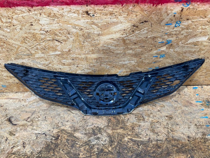 NISSAN QASHQAI II 2 J11 13-17 CALANDRE GRILLE GRILLE CENTRALE PARE-CHOCS AVANT