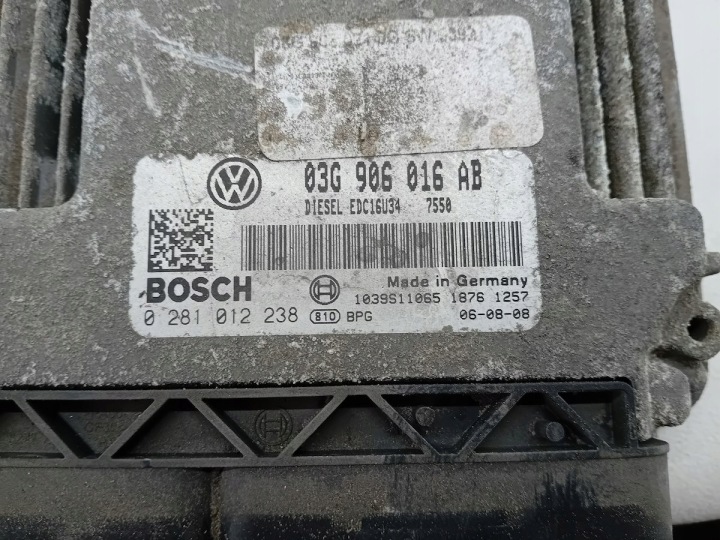 ORDINATEUR CONTRÔLEUR VW GOLF V 03G906016AB 0281012238 2.0 TDI