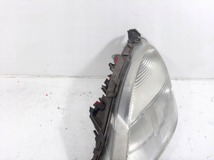 MERCEDES VANEO W414 02R FARO IZQUIERDO PARTE DELANTERA BOSCH A4148200061 