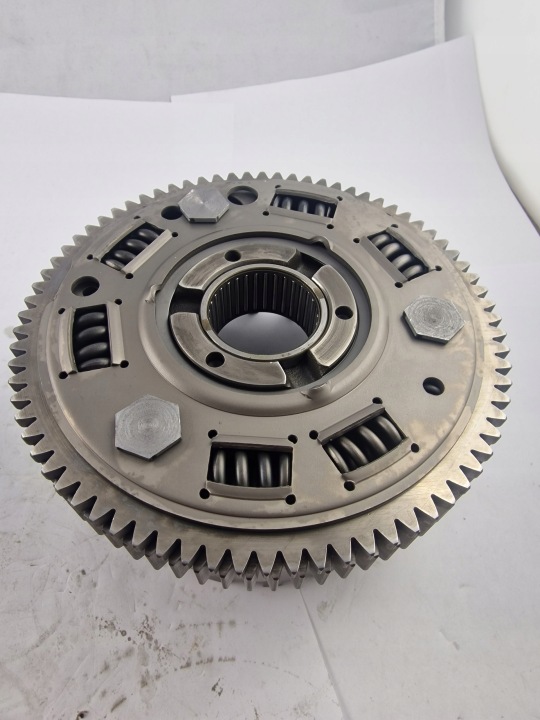 HONDA CBR 900RR SC33 SC28 EMBRAYAGE CORBEILLE EMBRAYAGE